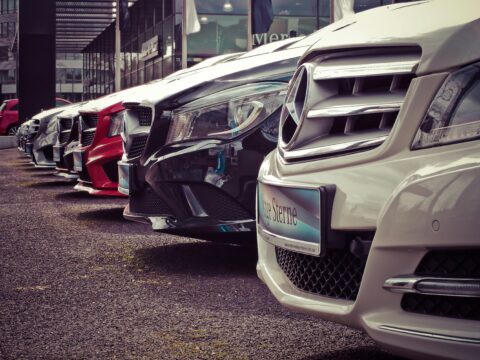 Automotive News
