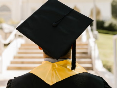 Student loan options for college degrees in 2026