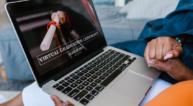 how to get an accredited online degree in 2026